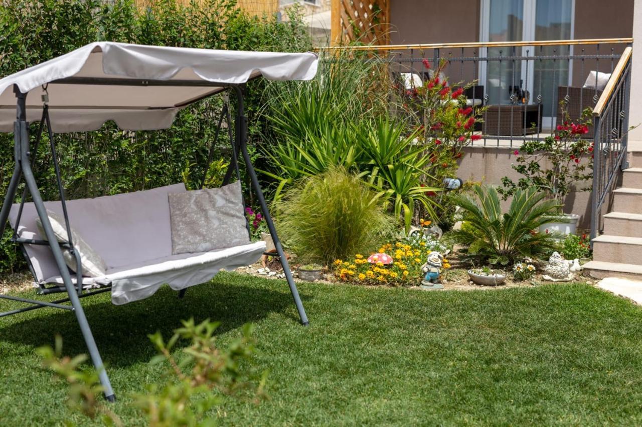 Апартаменти Sunny Garden Adria Спліт Екстер'єр фото
